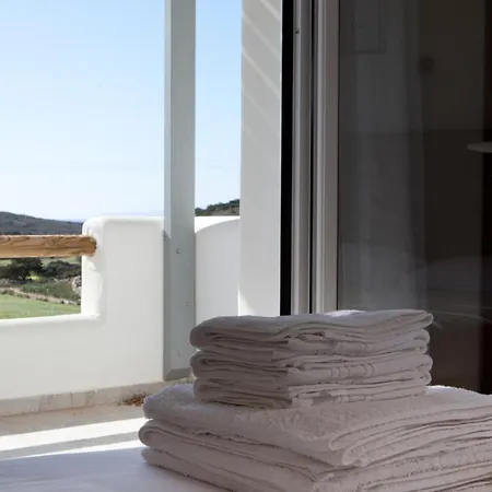 Family-size House In The Fields Of Naxos 2br Queen, 2tv, 2wc Semesterbostad Kastrákion