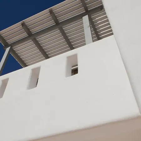 Family-size House In The Fields Of Naxos 2br Queen, 2tv, 2wc Semesterbostad Kastrákion